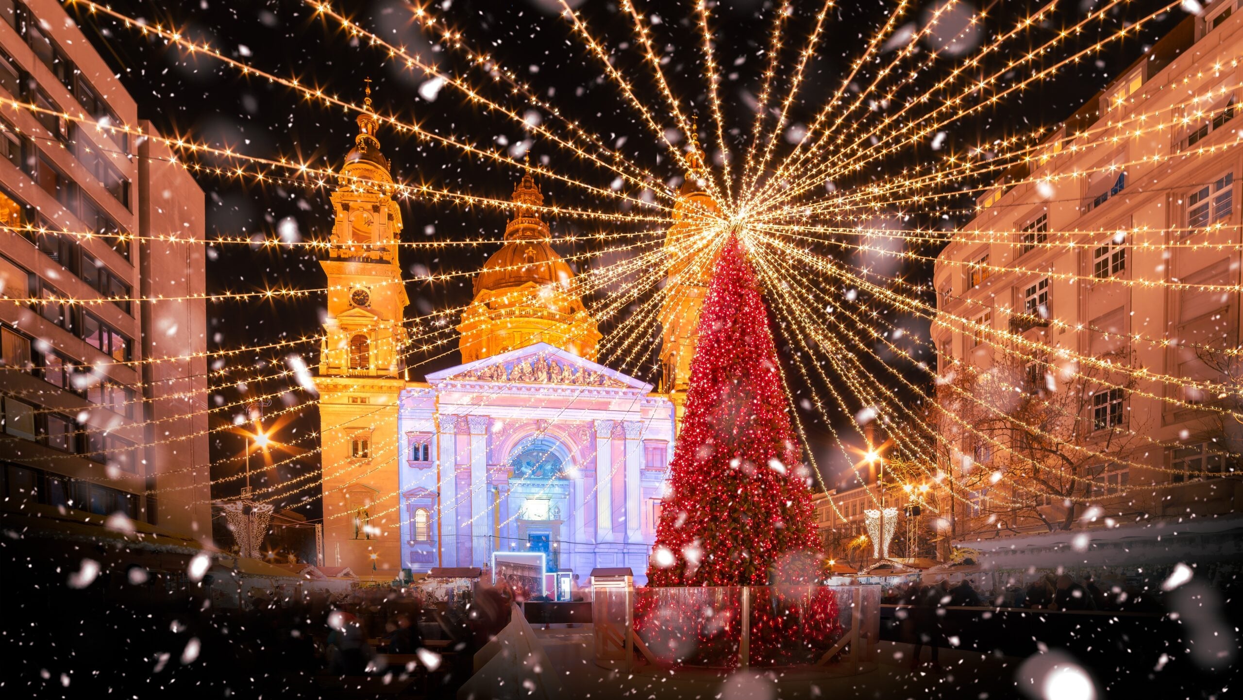 Discover the Magic of Budapest’s Christmas Markets with Gray Line Tours