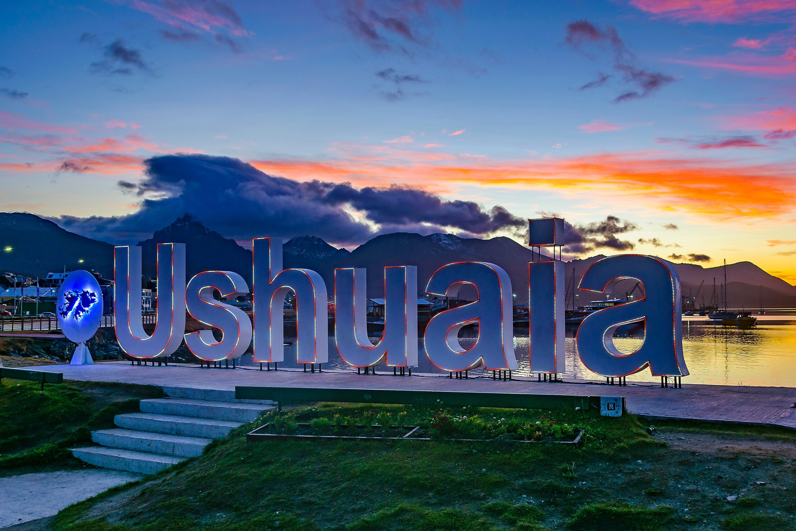Explore the End of the World: What to Do in Ushuaia with Gray Line