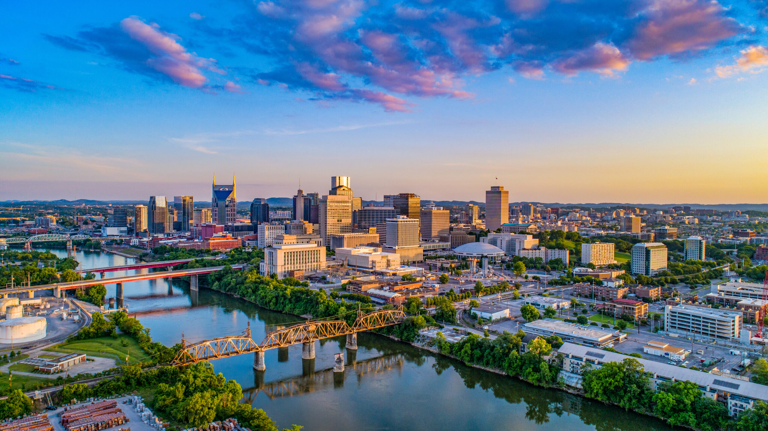 What Are the Top Five Things to Do in Nashville? Explore Music City with Gray Line