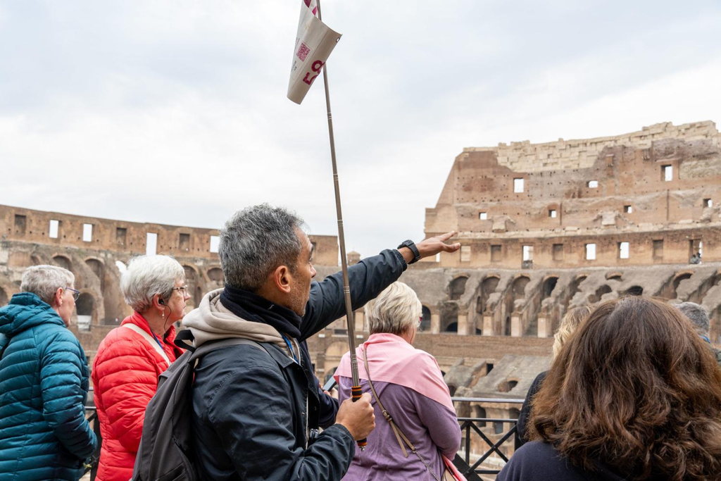 Colosseum & Roman Forum Guided Tour with Gray Line Worldwide